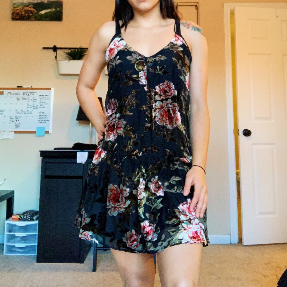 ✨ Velvet Black and Floral Dress ✨